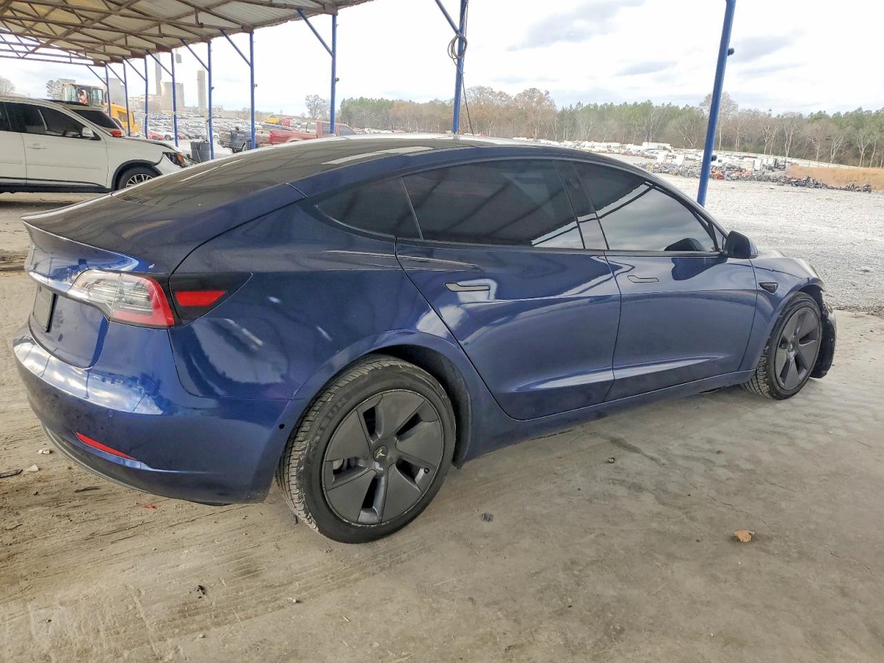 2022 TESLA MODEL 3 photo 3