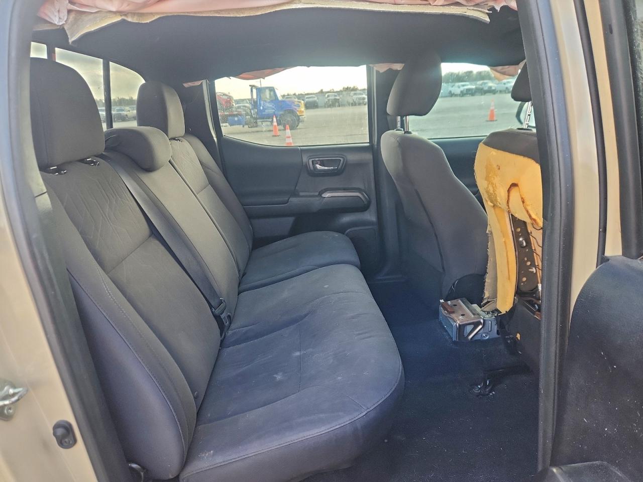 2019 TOYOTA TACOMA DOUBLE CAB photo 10