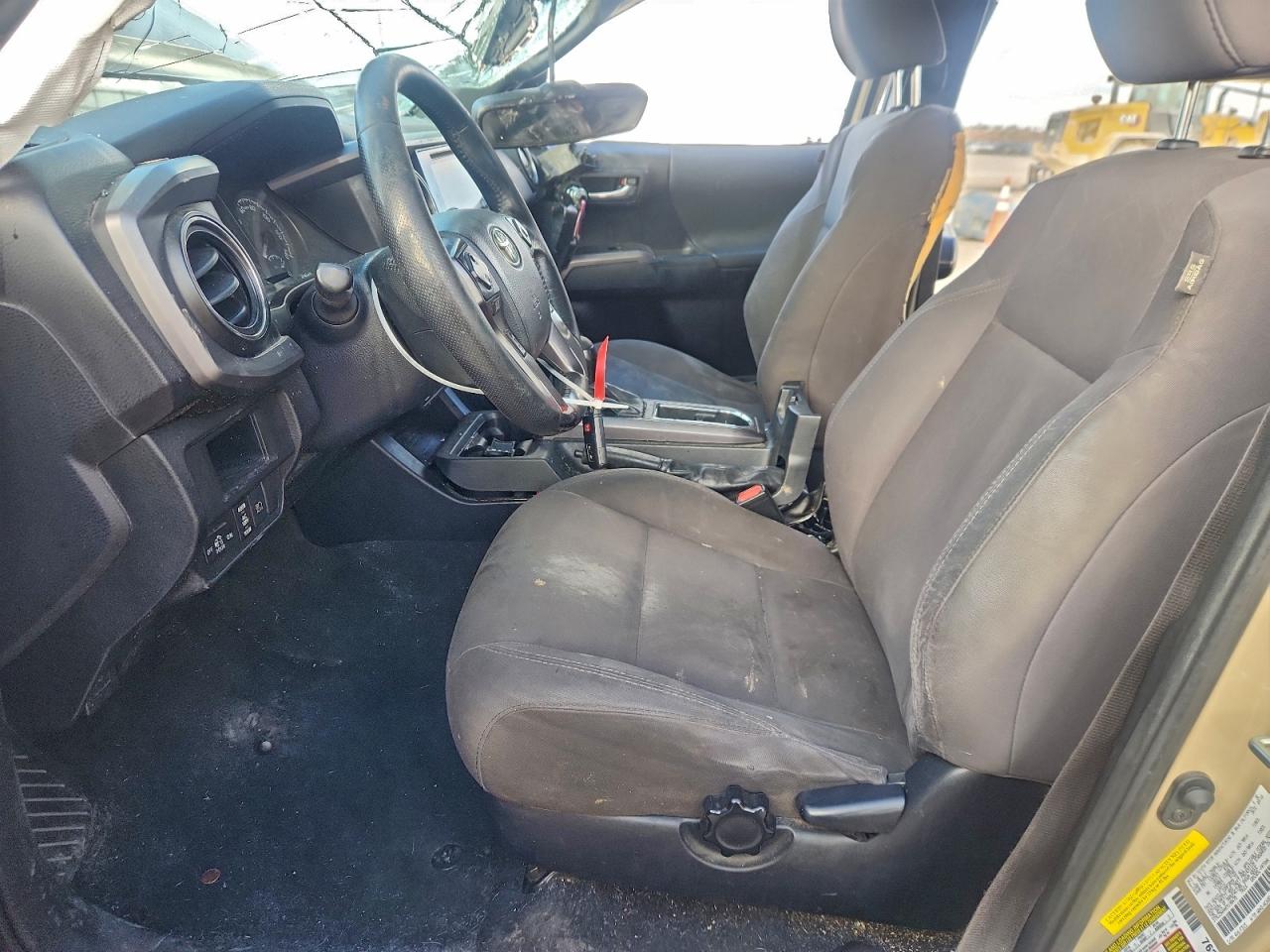 2019 TOYOTA TACOMA DOUBLE CAB photo 7