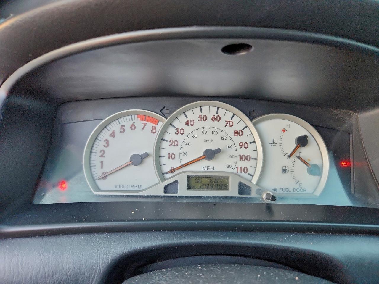 2005 TOYOTA COROLLA CE photo 9