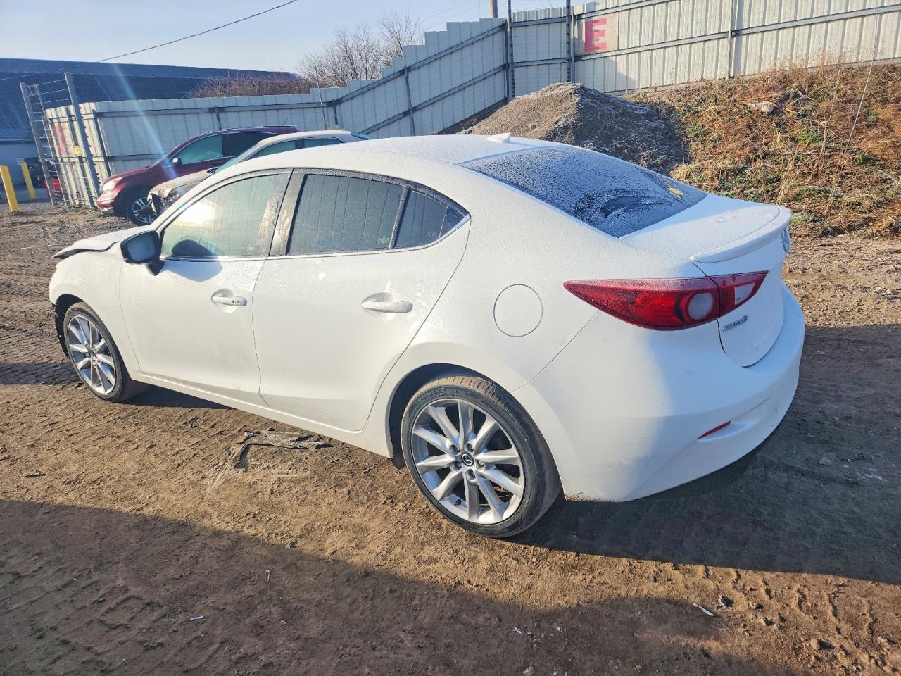 2017 MAZDA 3 TOURING photo 3