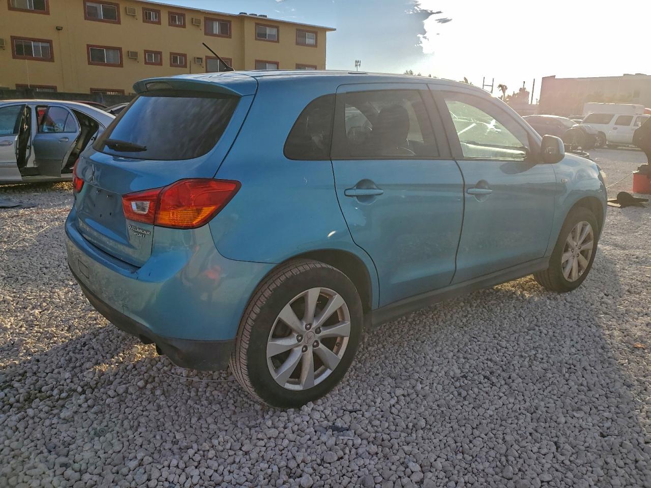 2013 MITSUBISHI OUTLANDER SPORT ES photo 7