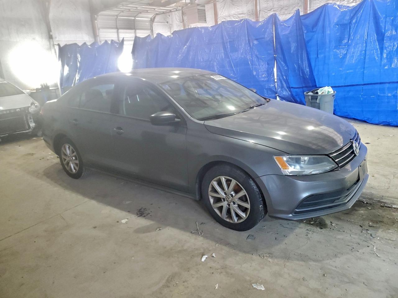 2015 VOLKSWAGEN JETTA SE photo 4