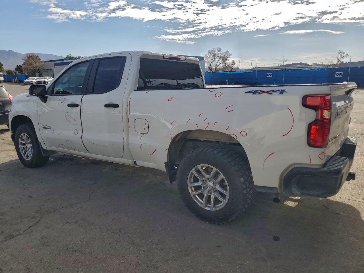 2021 CHEVROLET SILVERADO K1500 photo 2
