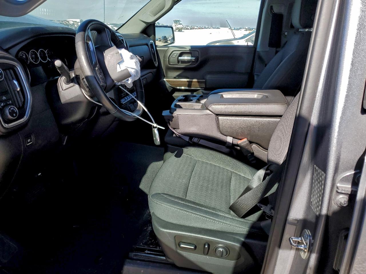 2019 CHEVROLET SILVERADO C1500 LT photo 7