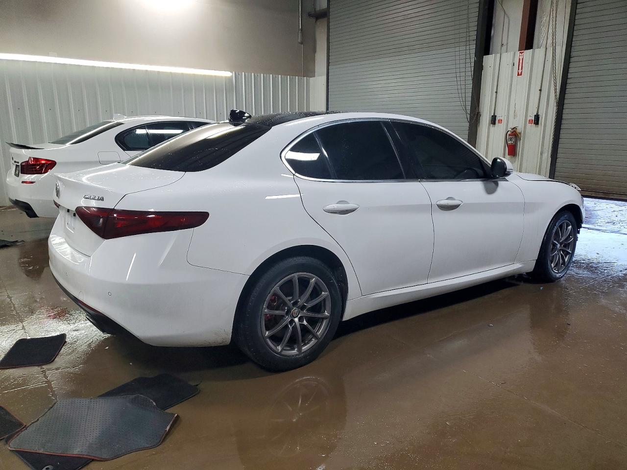 2019 ALFA ROMEO GIULIA photo 3