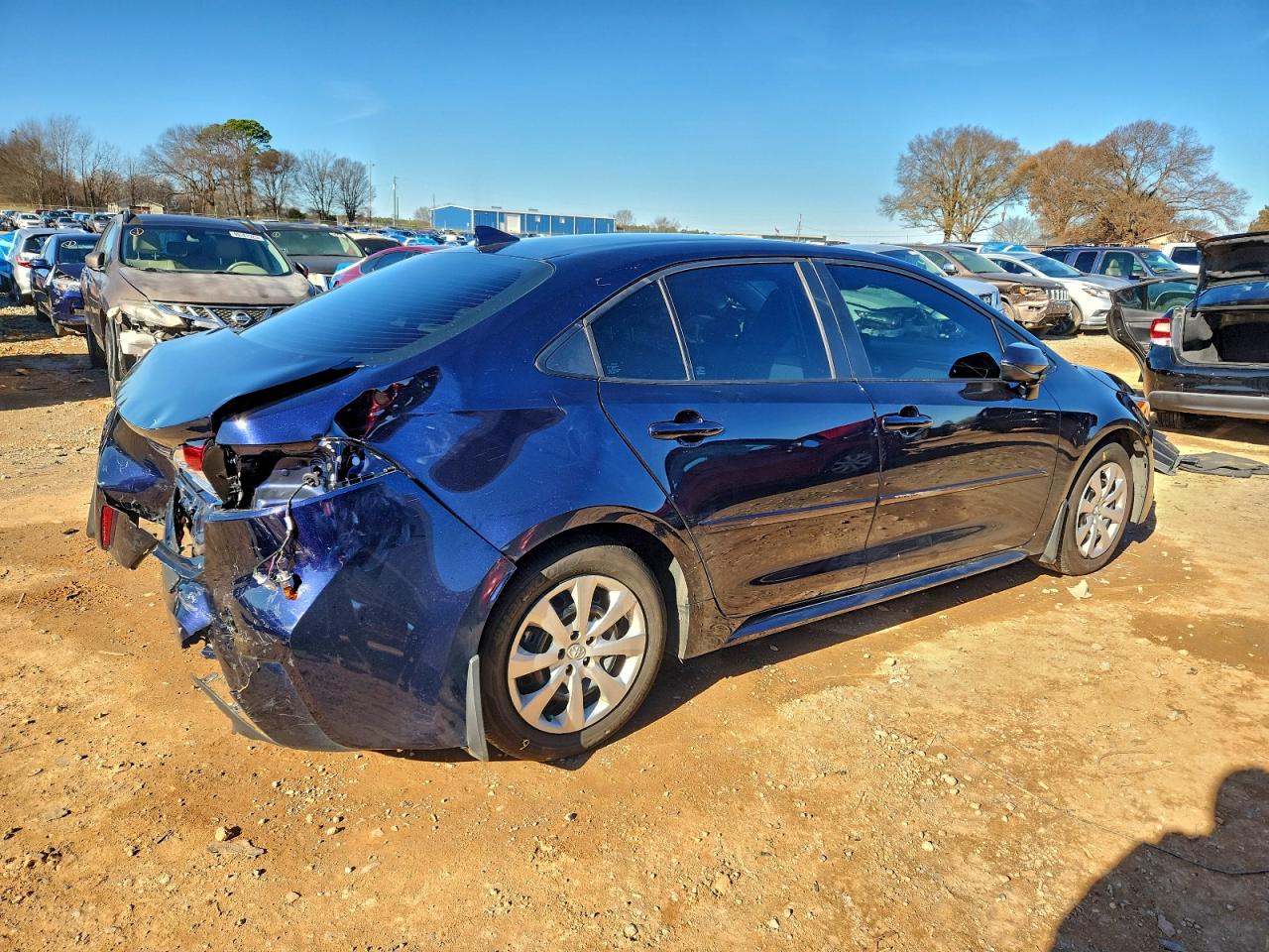 2025 TOYOTA COROLLA LE photo 5