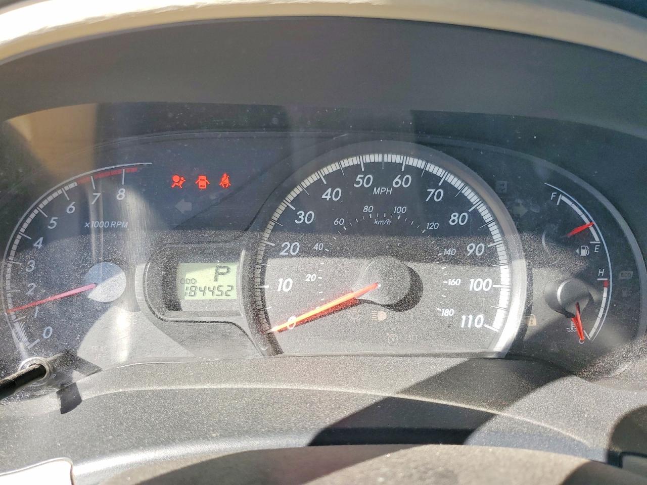 2013 TOYOTA SIENNA photo 9