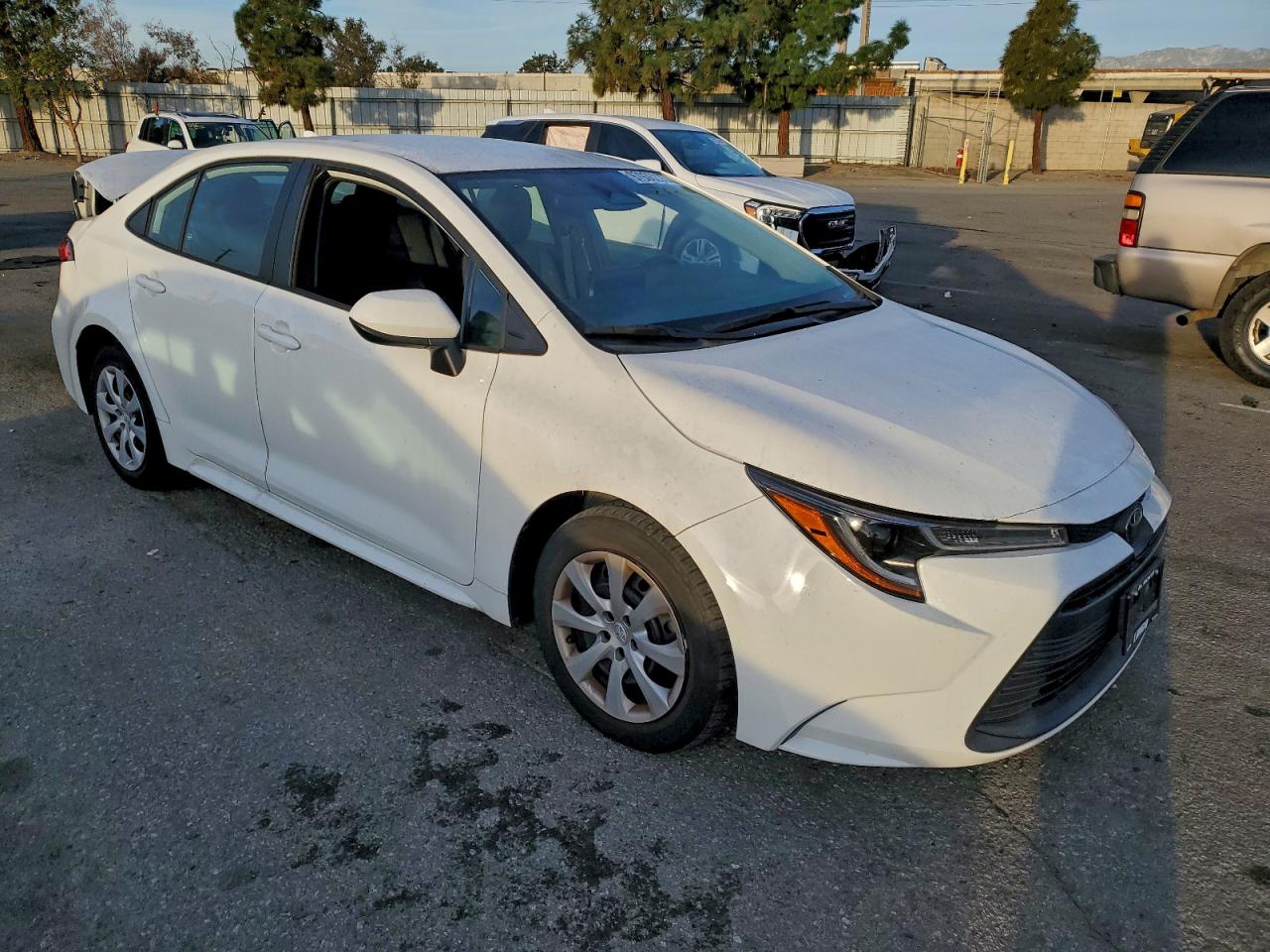 2023 TOYOTA COROLLA LE photo 10
