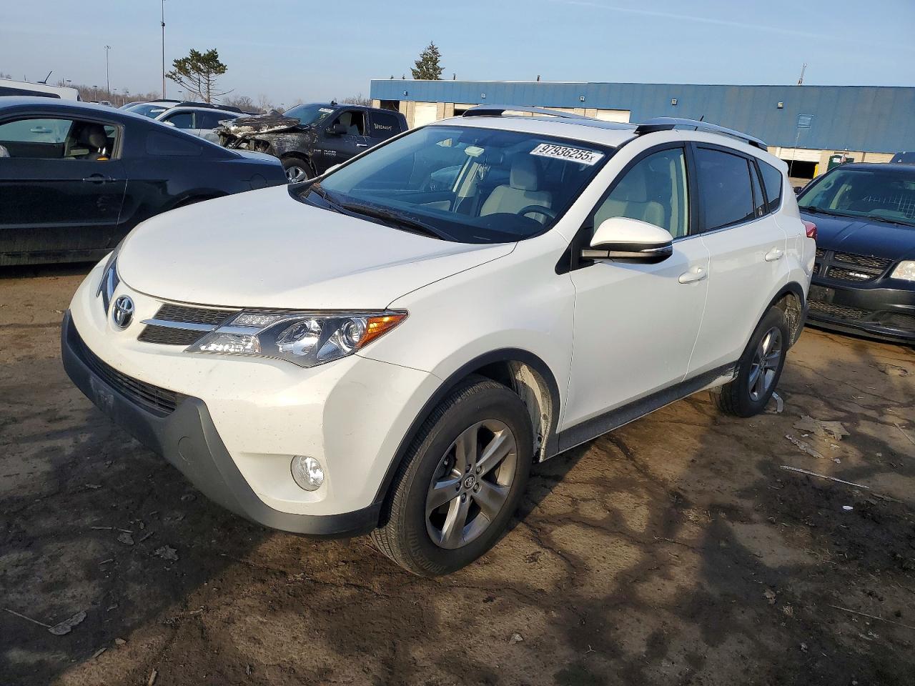 2015 TOYOTA RAV4