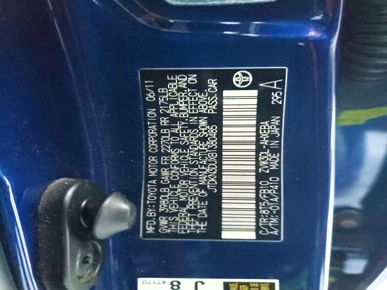2011 TOYOTA PRIUS TWO photo 37