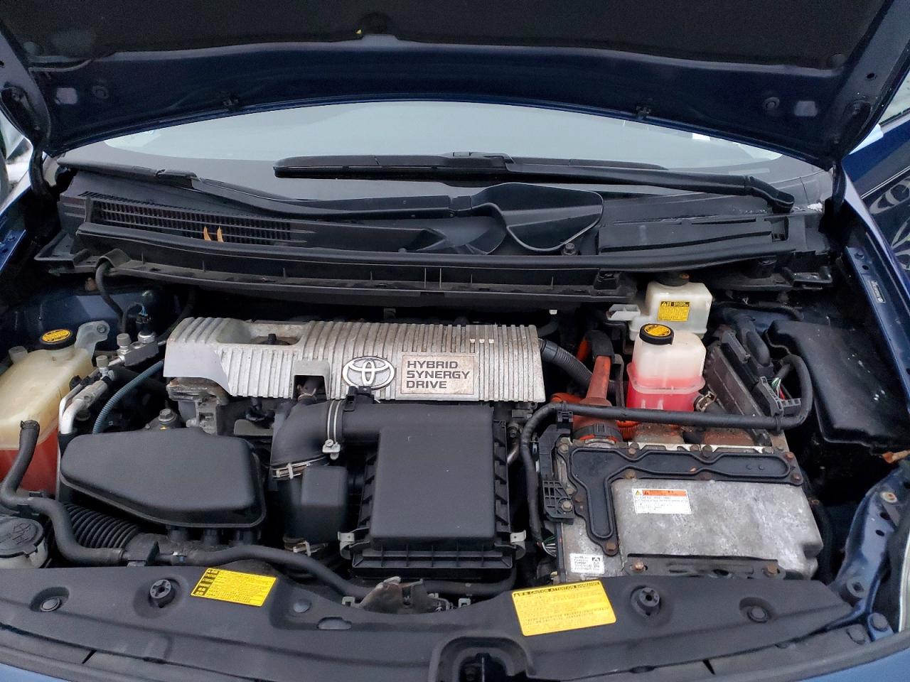2011 TOYOTA PRIUS TWO photo 31