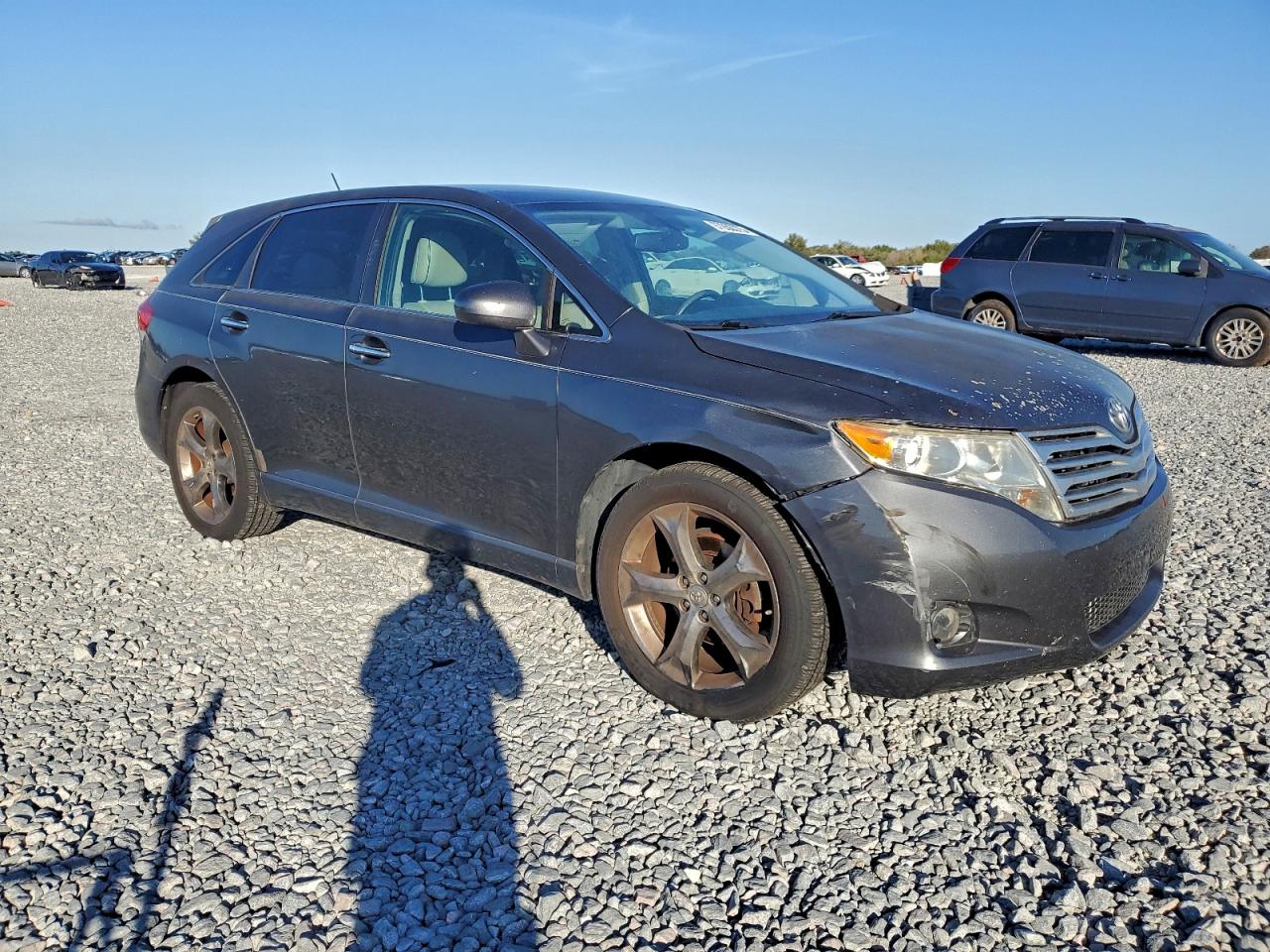 2009 TOYOTA VENZA photo 4