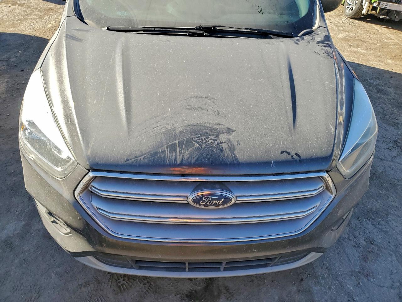 2017 FORD ESCAPE SE photo 21