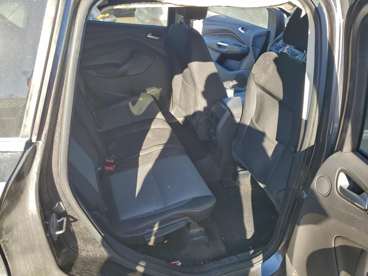 2017 FORD ESCAPE SE photo 19