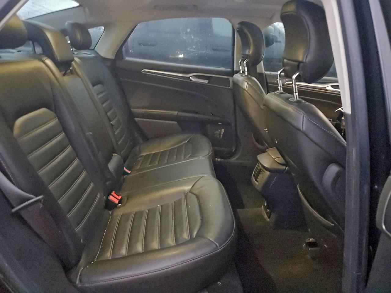 2013 FORD FUSION SE photo 10