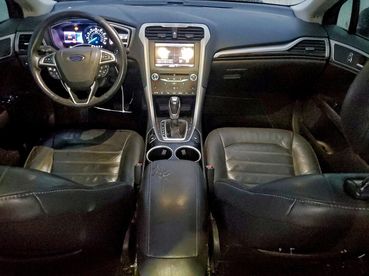 2013 FORD FUSION SE photo 8