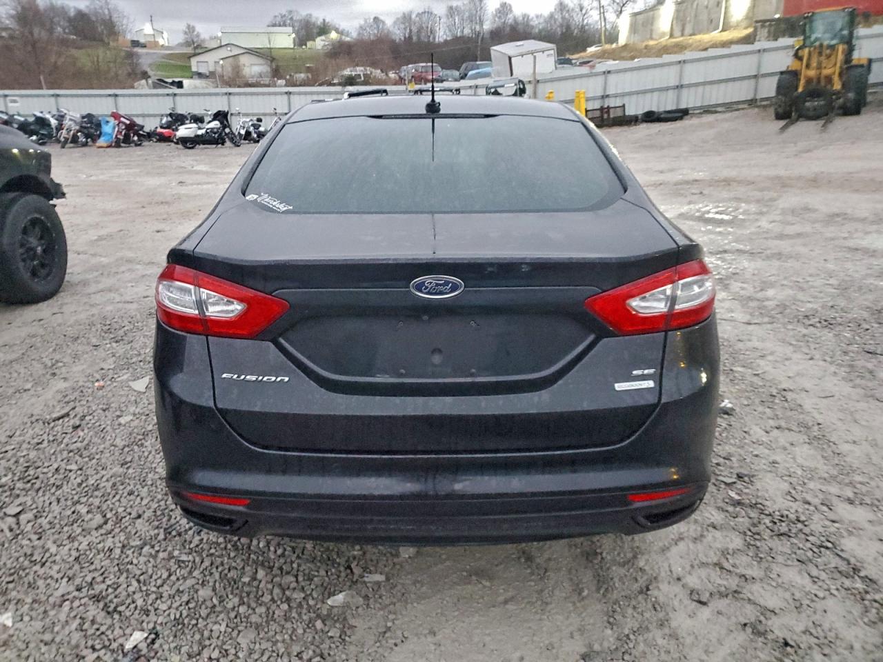 2013 FORD FUSION SE photo 6