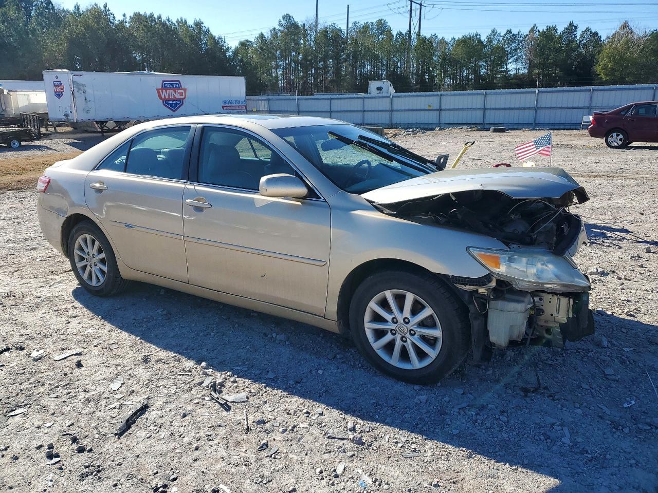 2011 TOYOTA CAMRY BASE photo 7