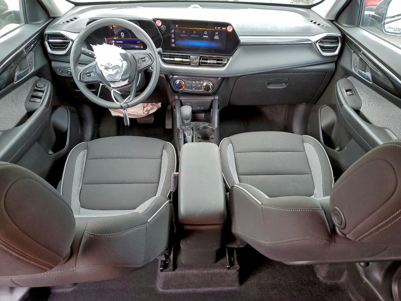 2025 CHEVROLET TRAILBLAZER LT photo 8