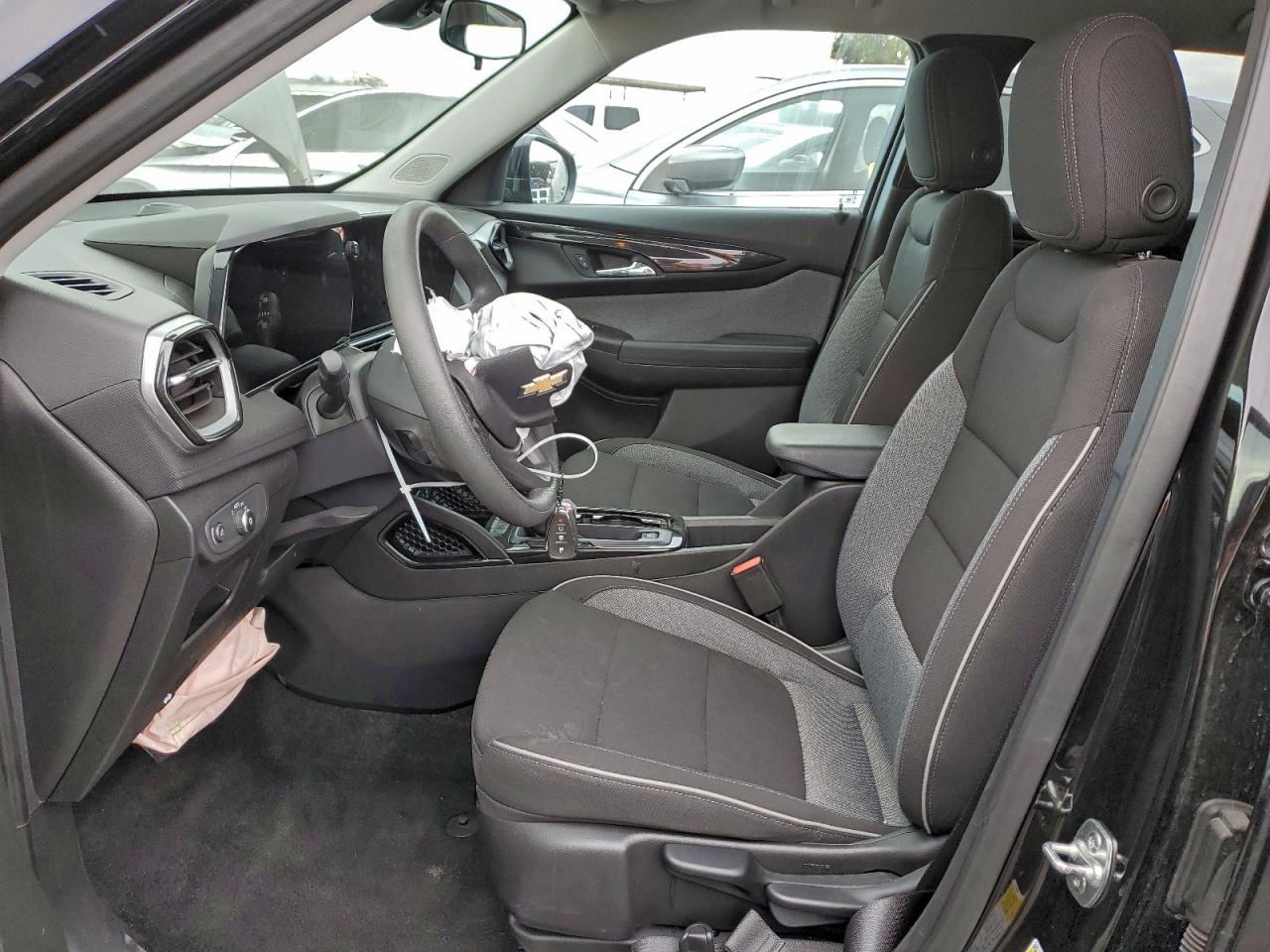 2025 CHEVROLET TRAILBLAZER LT photo 7
