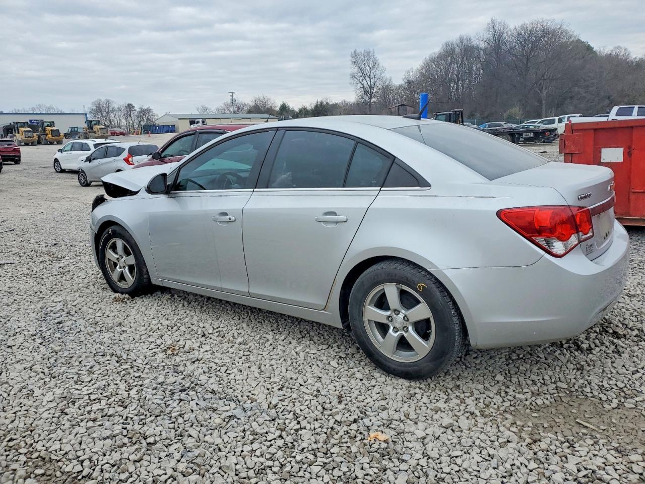2013 CHEVROLET CRUZE LT photo 4