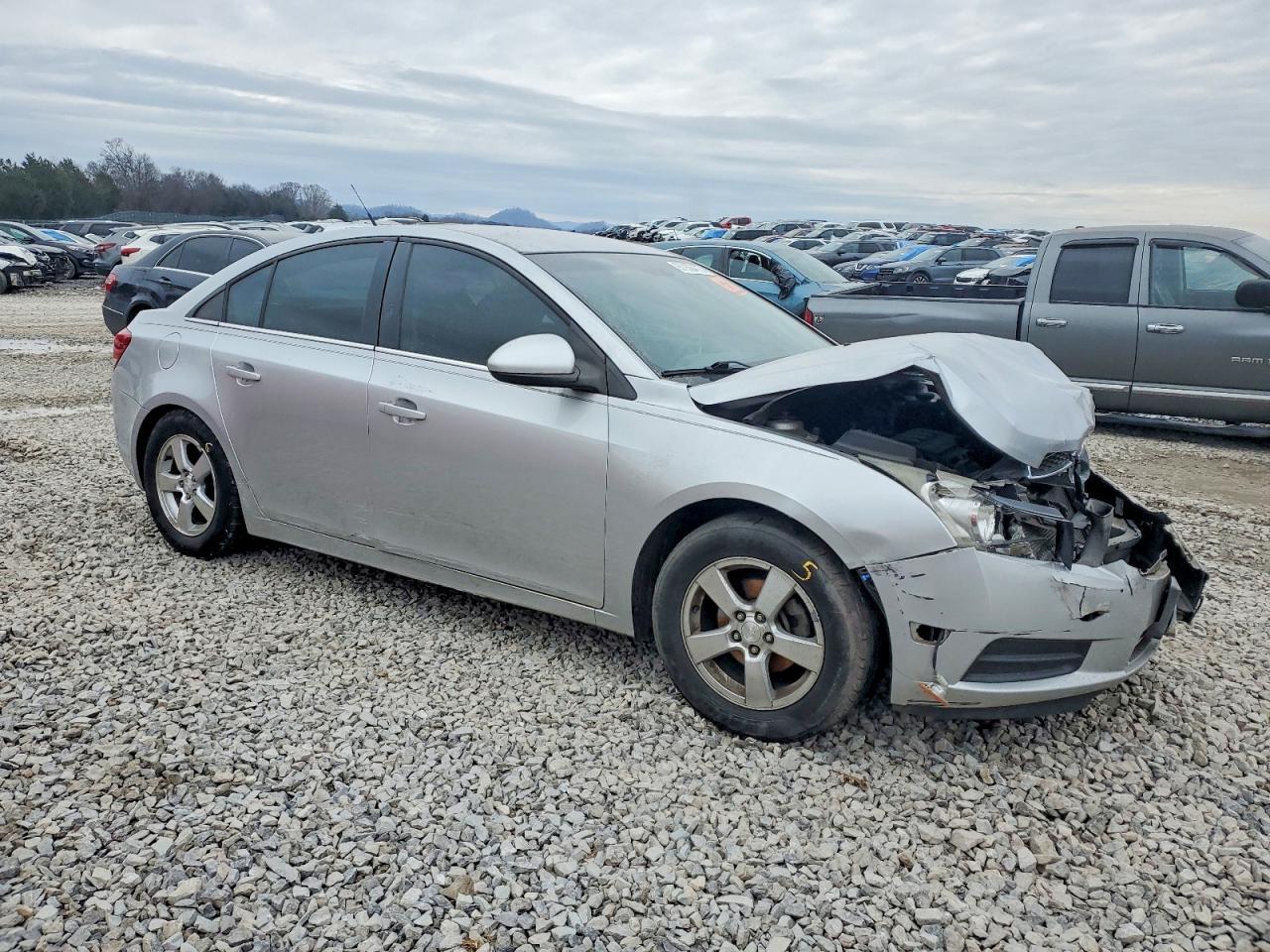 2013 CHEVROLET CRUZE LT photo 10