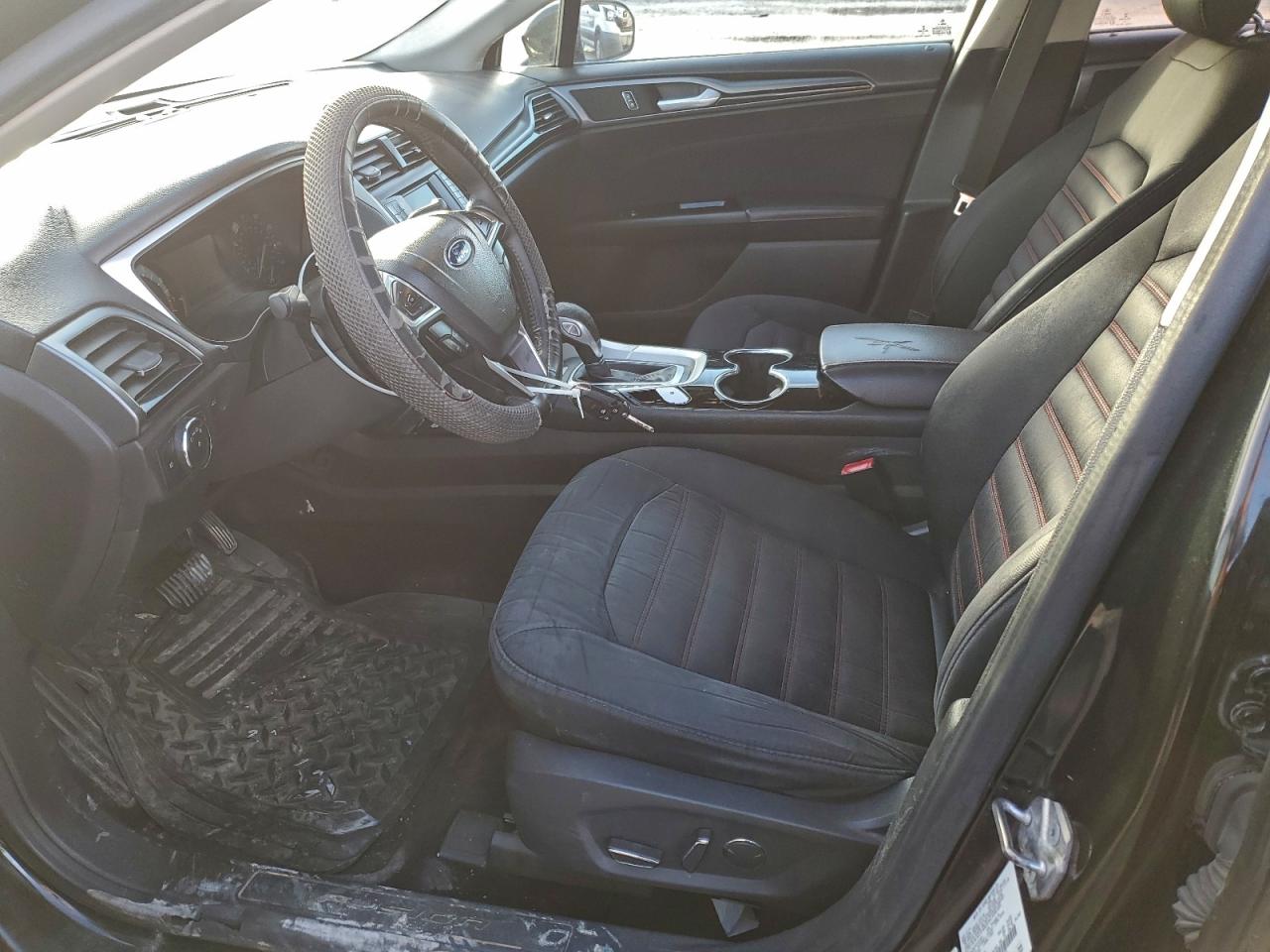 2015 FORD FUSION SE photo 7