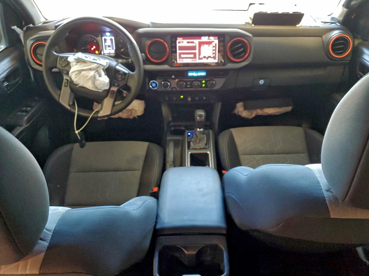 2021 TOYOTA TACOMA DOUBLE CAB photo 15