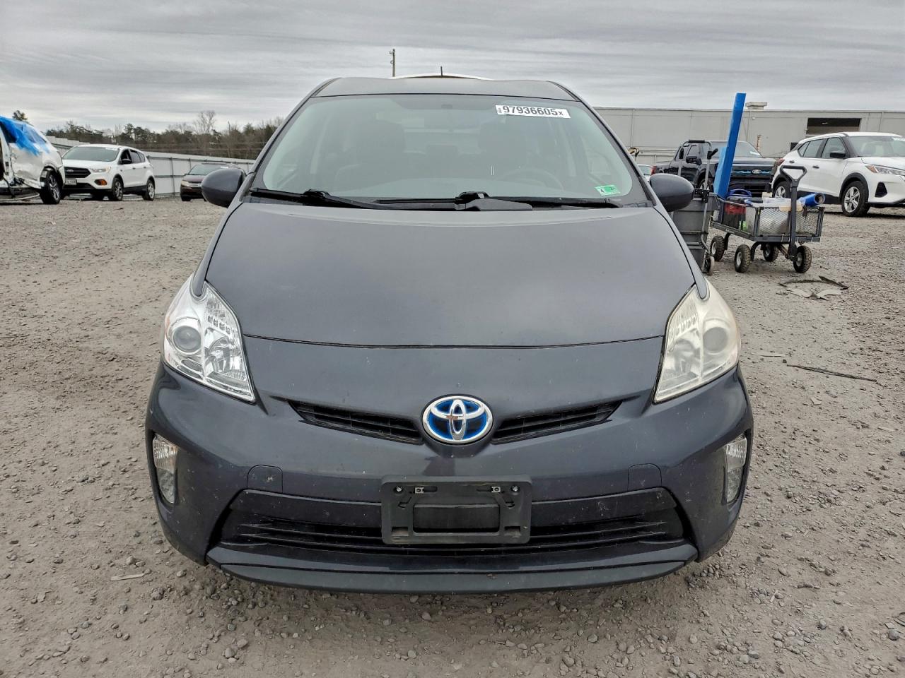 2013 TOYOTA PRIUS photo 13