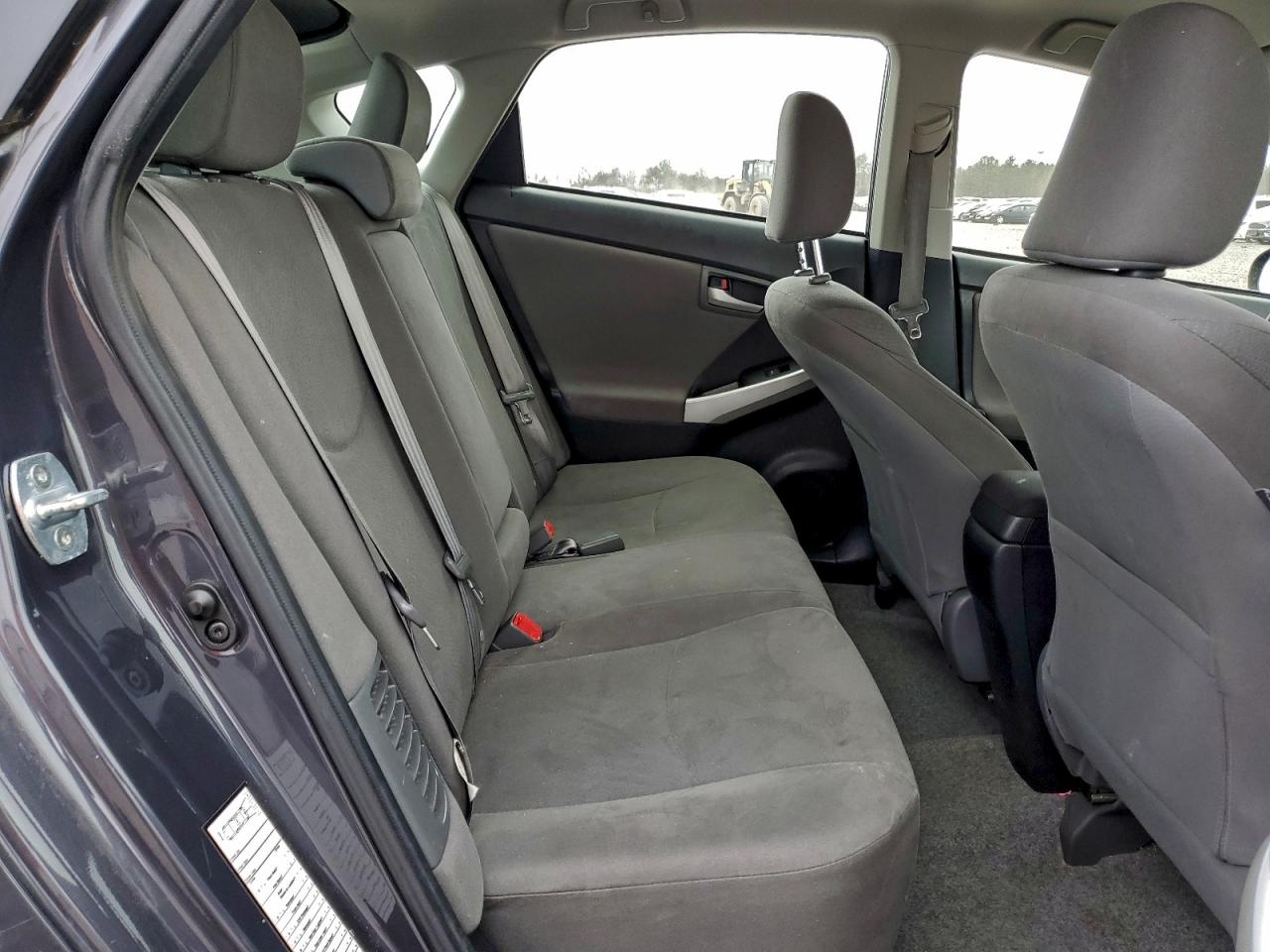 2013 TOYOTA PRIUS photo 28
