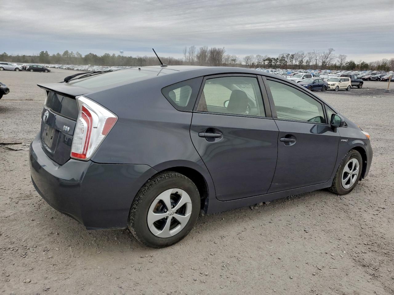 2013 TOYOTA PRIUS photo 7