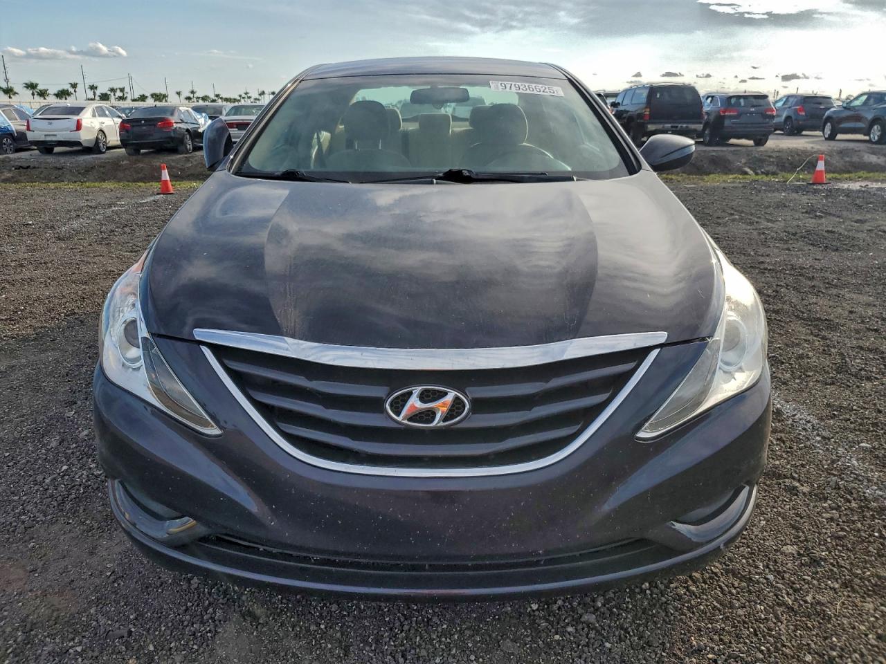 2011 HYUNDAI SONATA GLS photo 13