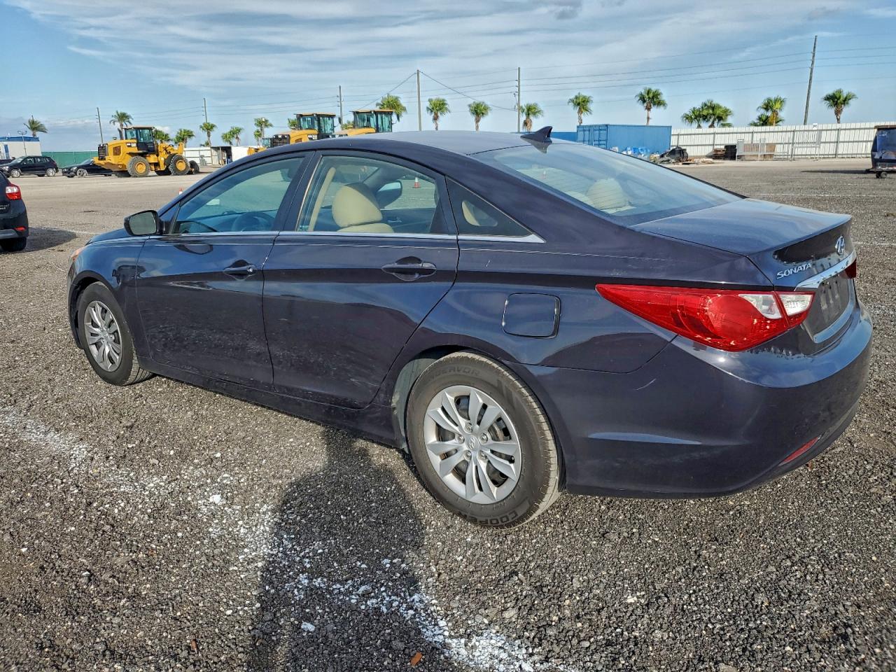 2011 HYUNDAI SONATA GLS photo 4