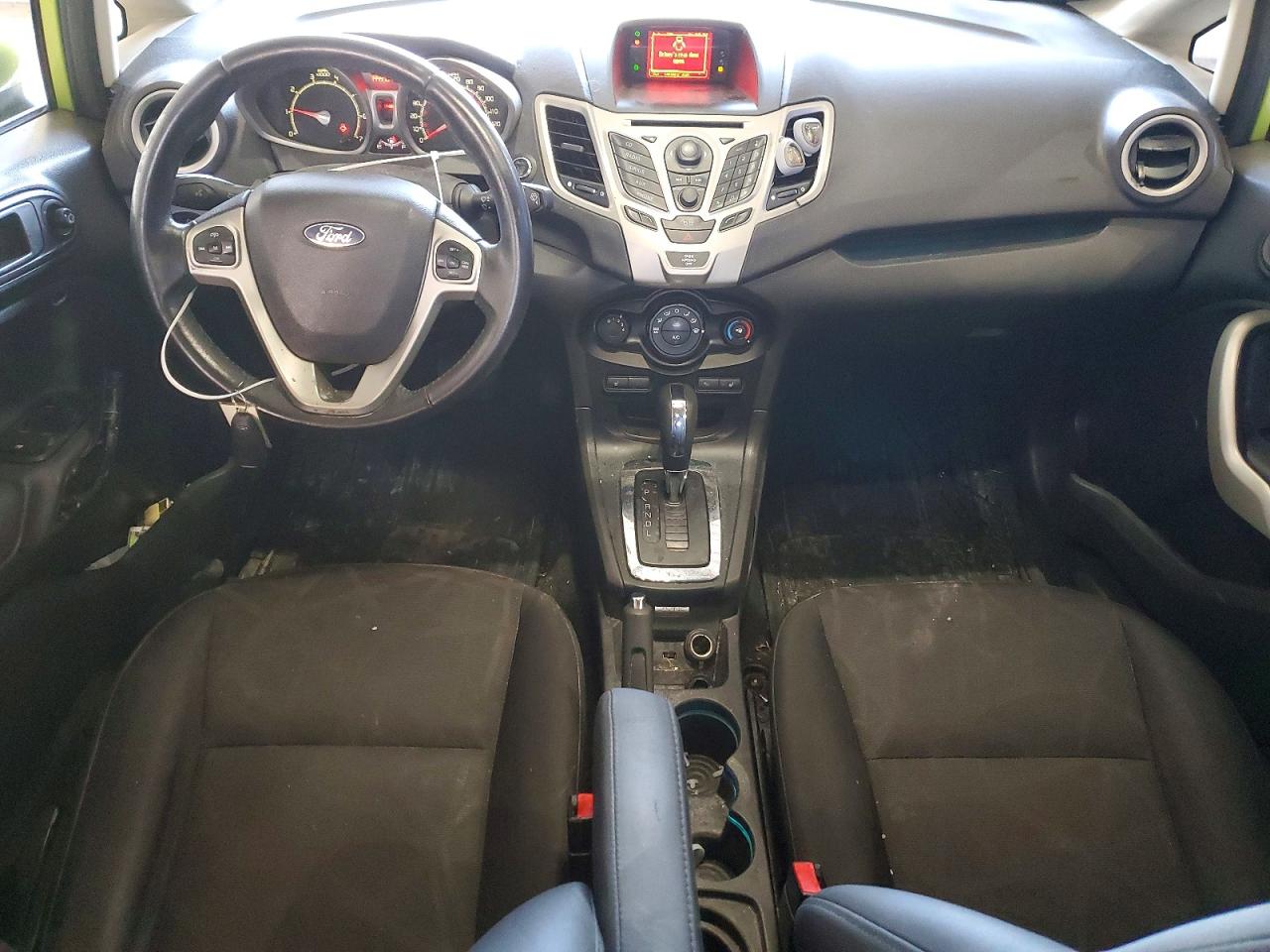 2012 FORD FIESTA SES photo 15