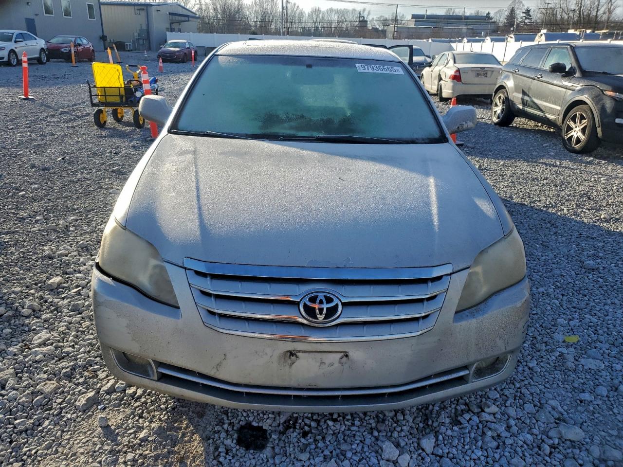 2006 TOYOTA AVALON XL photo 9