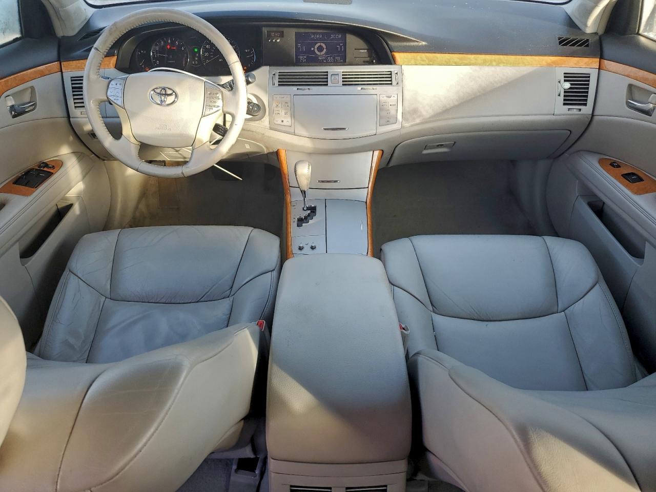 2006 TOYOTA AVALON XL photo 15