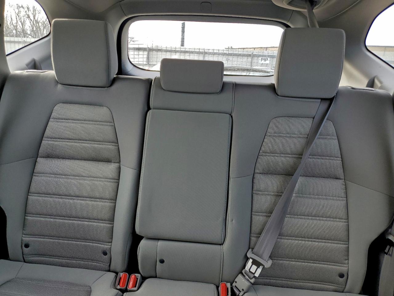 2018 HONDA CR-V LX photo 19