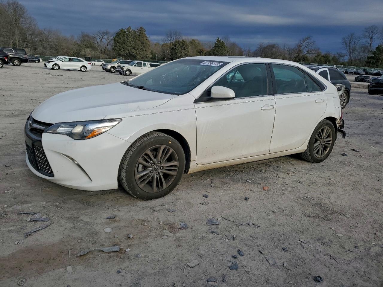 2016 TOYOTA CAMRY