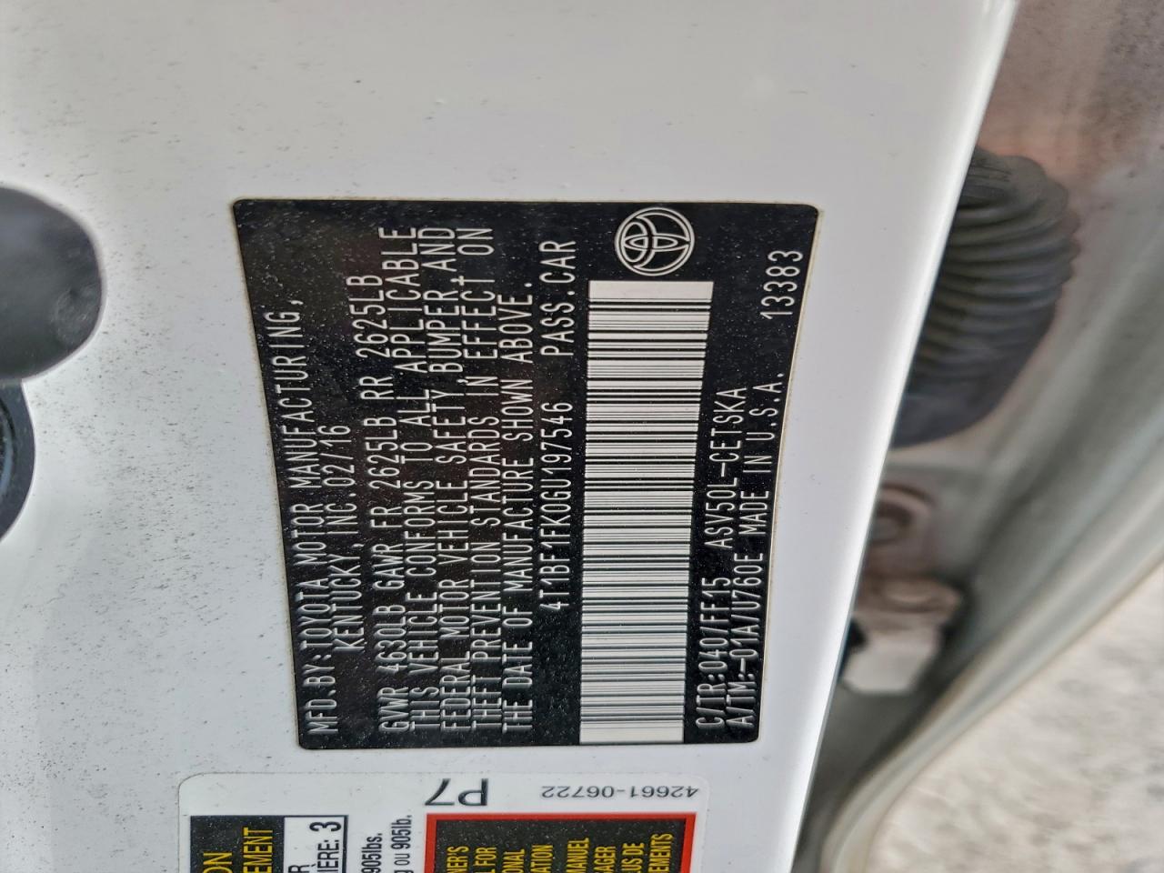 2016 TOYOTA CAMRY LE photo 12