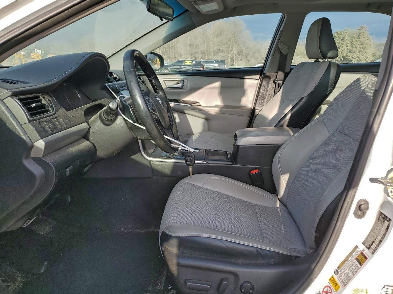 2016 TOYOTA CAMRY LE photo 7