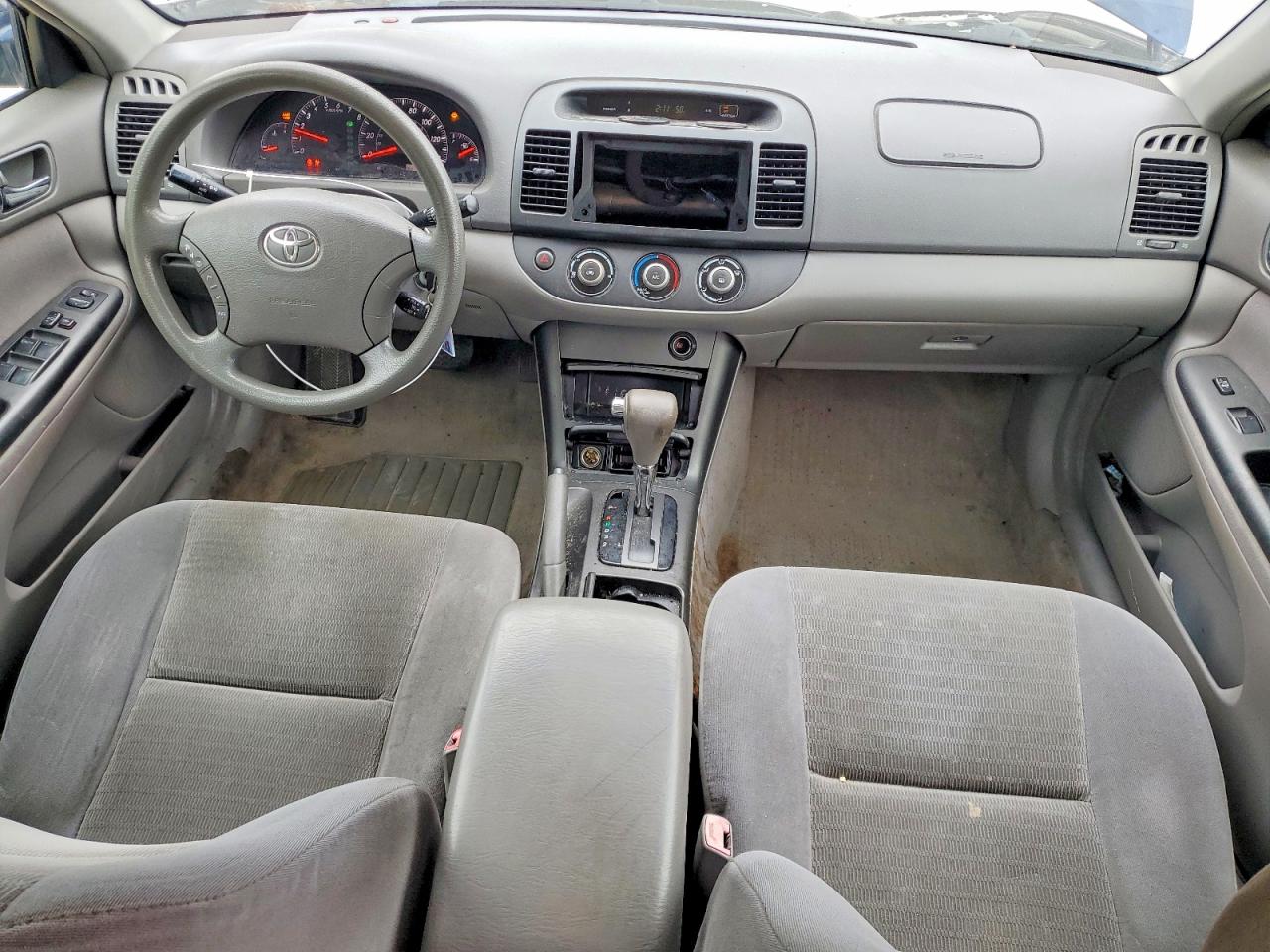 2005 TOYOTA CAMRY LE photo 15