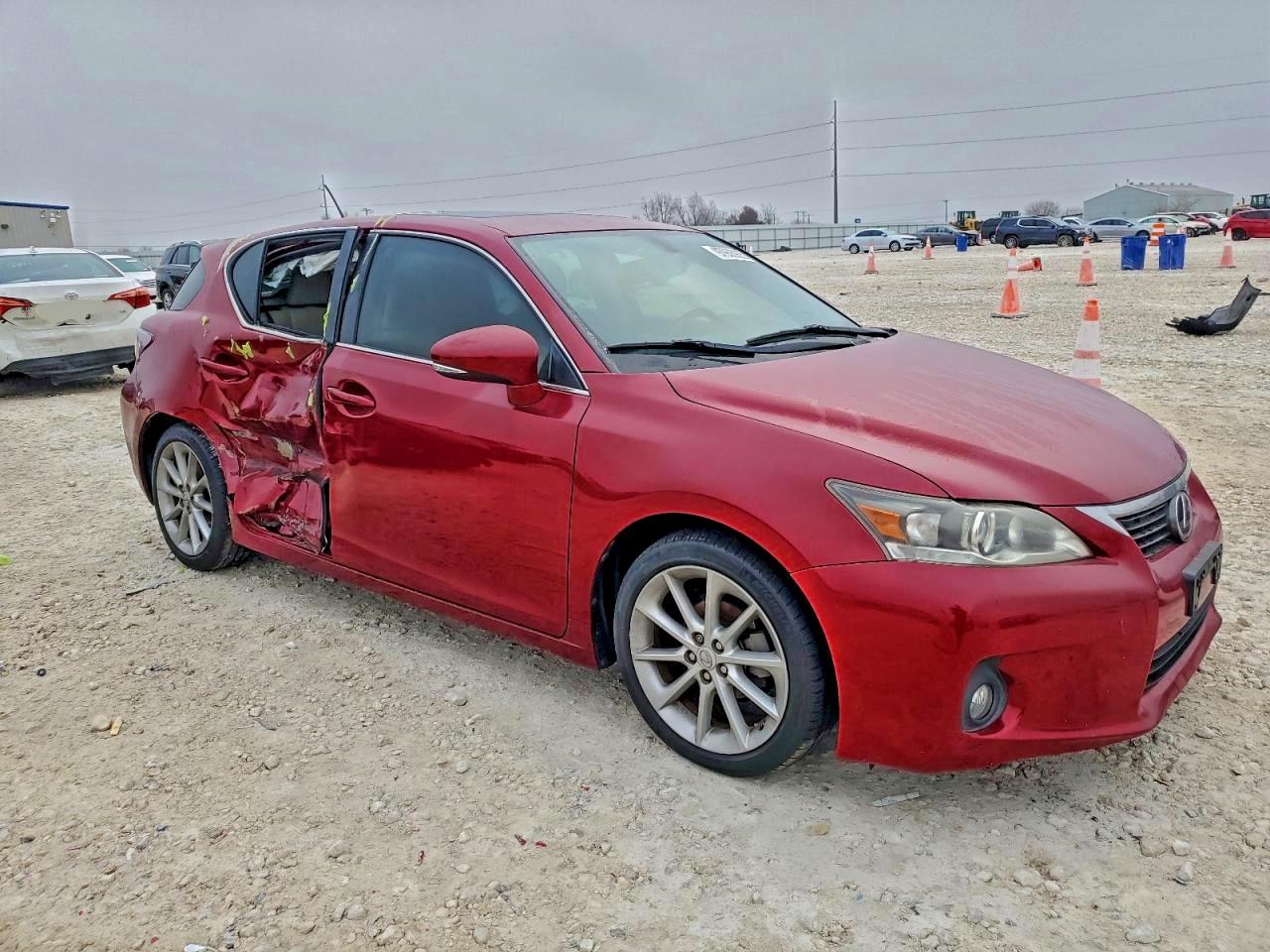 2013 LEXUS CT 200 photo 10
