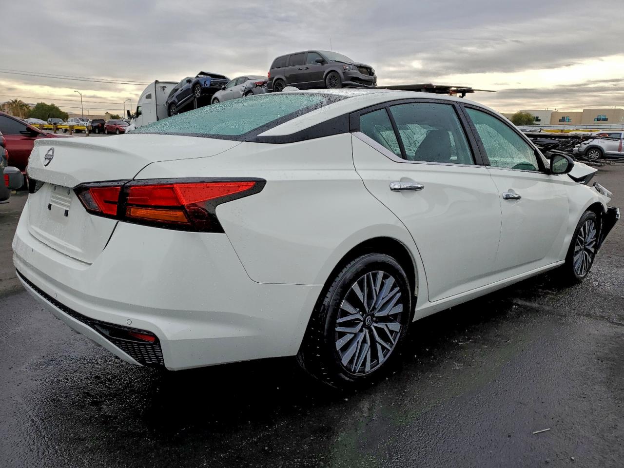 2025 NISSAN ALTIMA SV photo 5