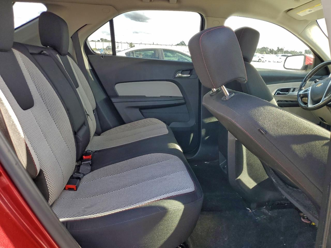 2015 CHEVROLET EQUINOX LT photo 11