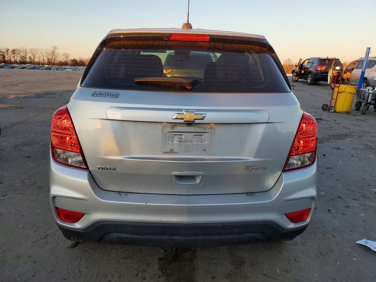 2018 CHEVROLET TRAX LS photo 16