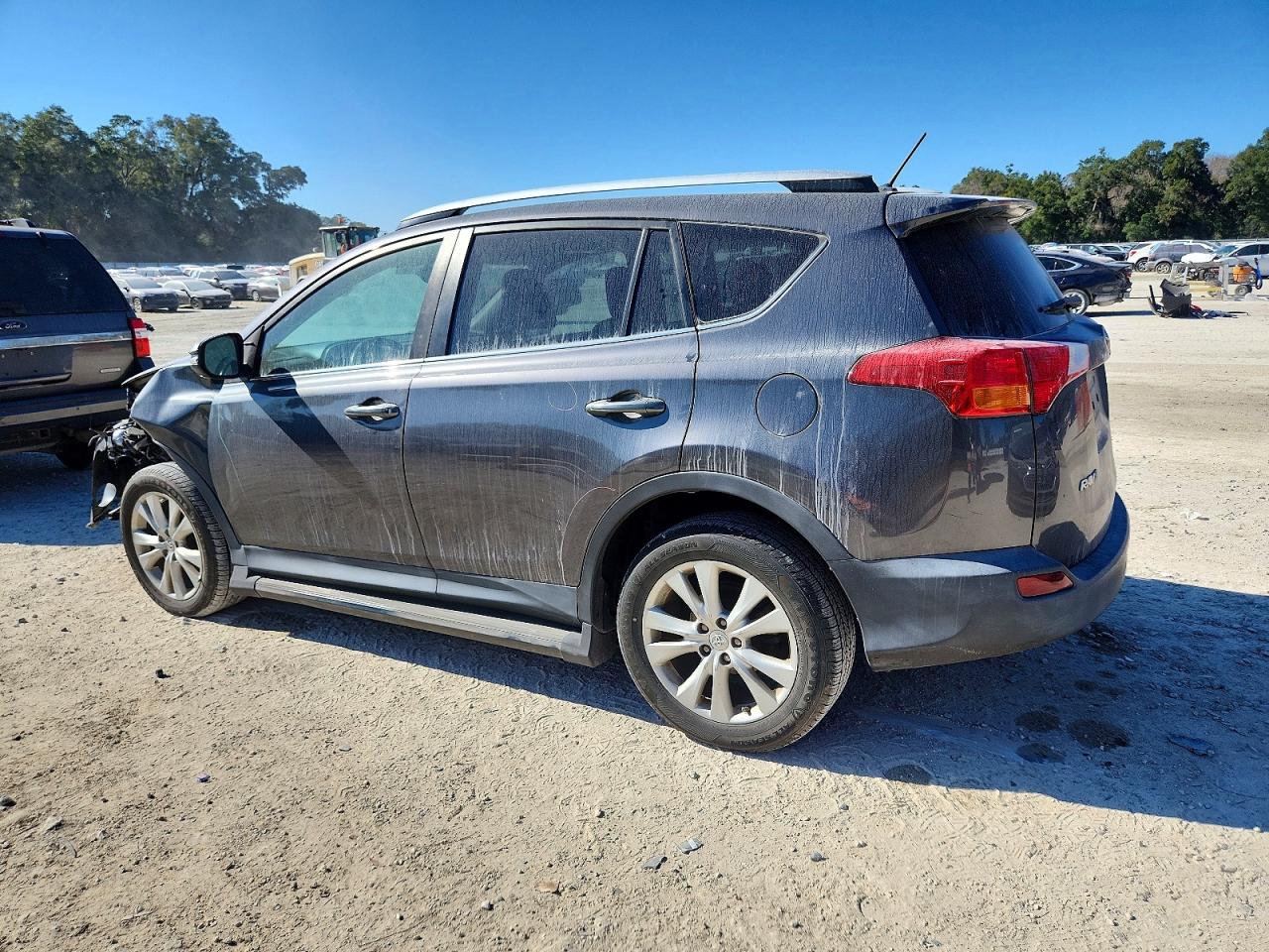 2015 TOYOTA RAV4 LIMITED photo 2