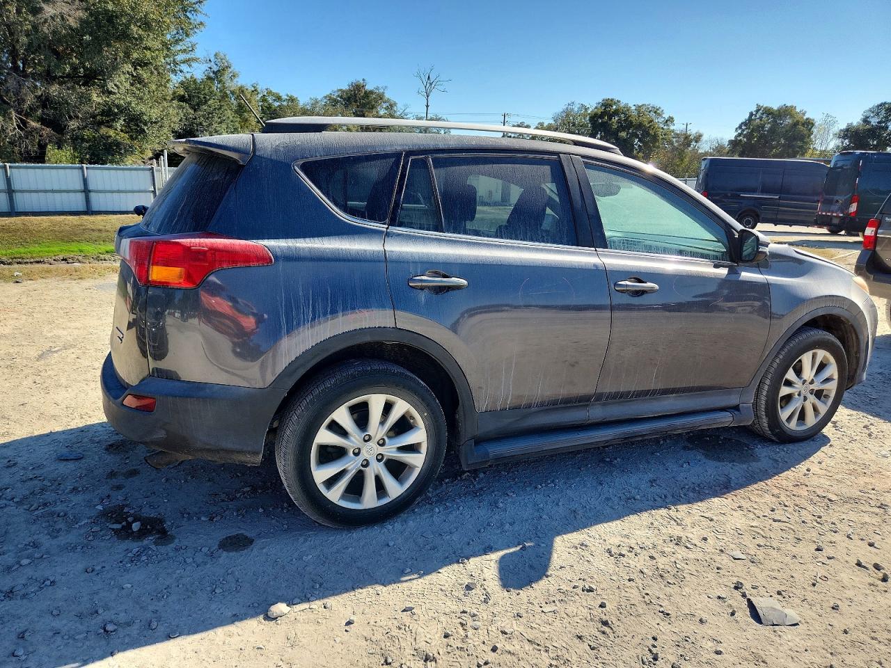 2015 TOYOTA RAV4 LIMITED photo 3
