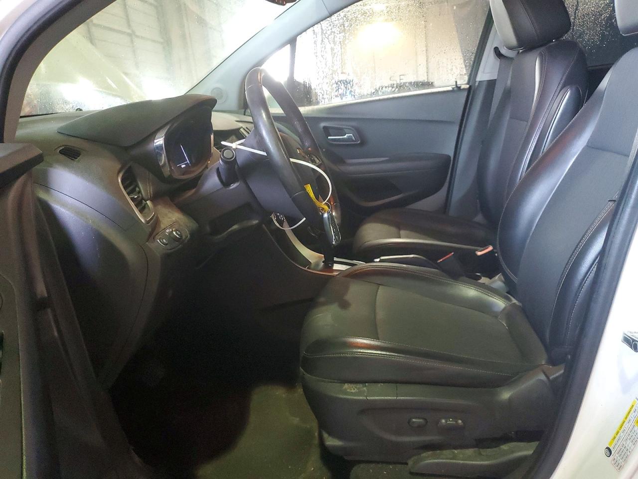 2020 CHEVROLET TRAX 1LT photo 7