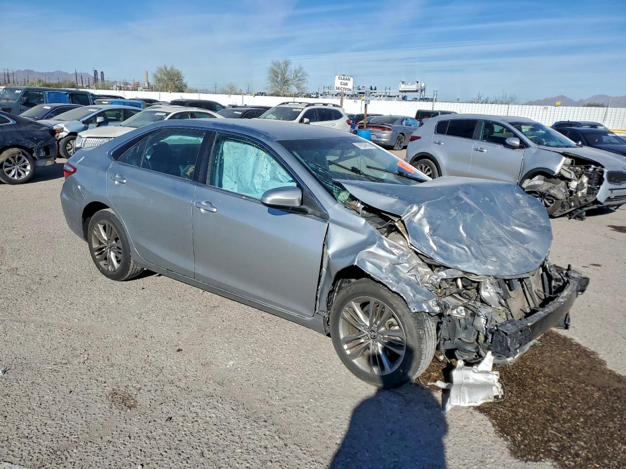 2017 TOYOTA CAMRY LE photo 10